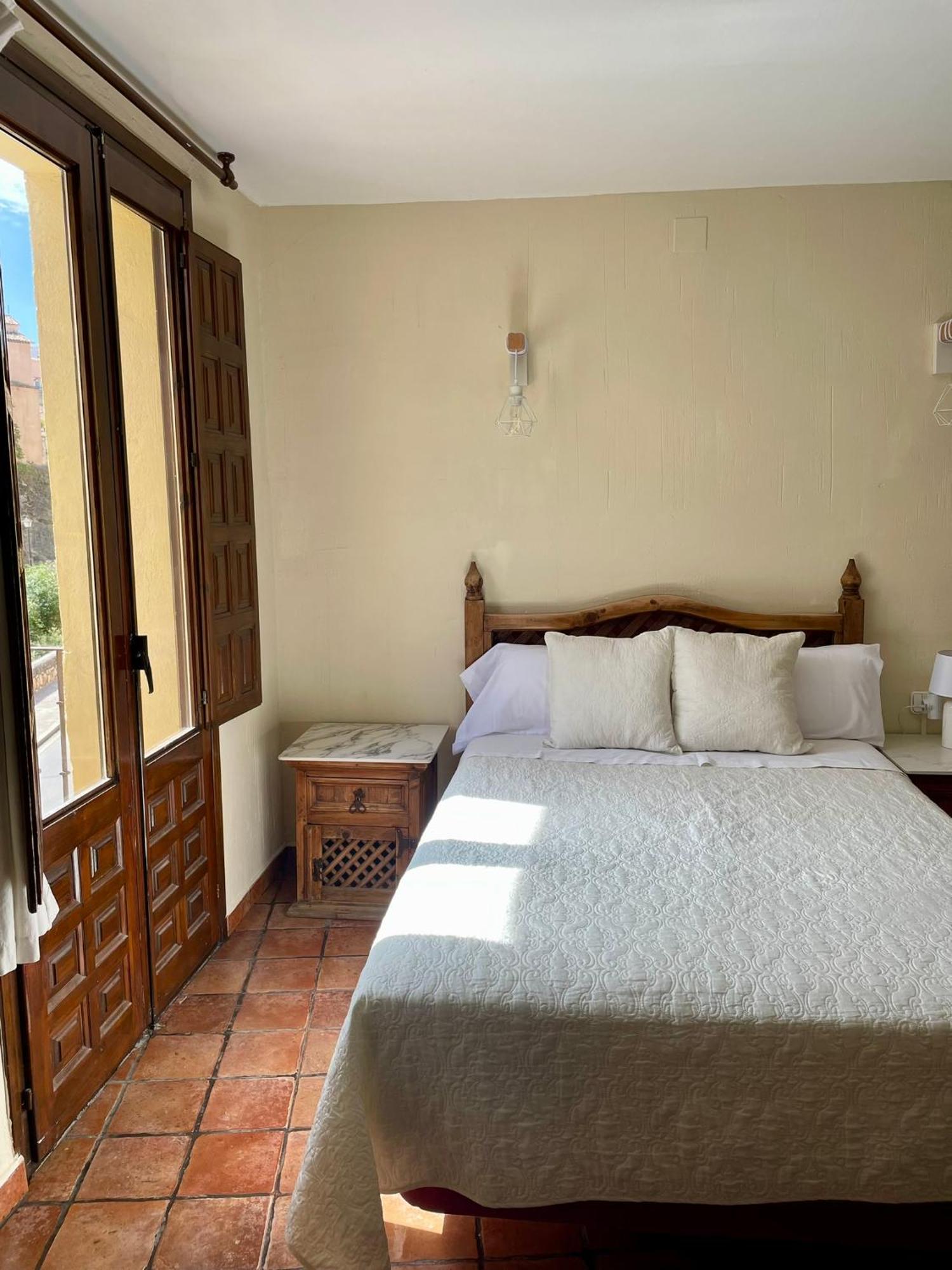 Hostal Posada Huecar Cuenca  Luaran gambar