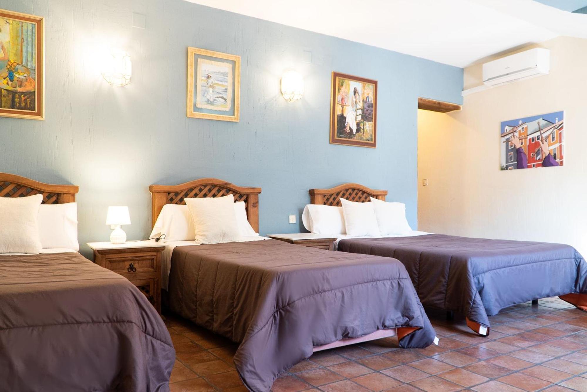 Hostal Posada Huecar Cuenca  Luaran gambar